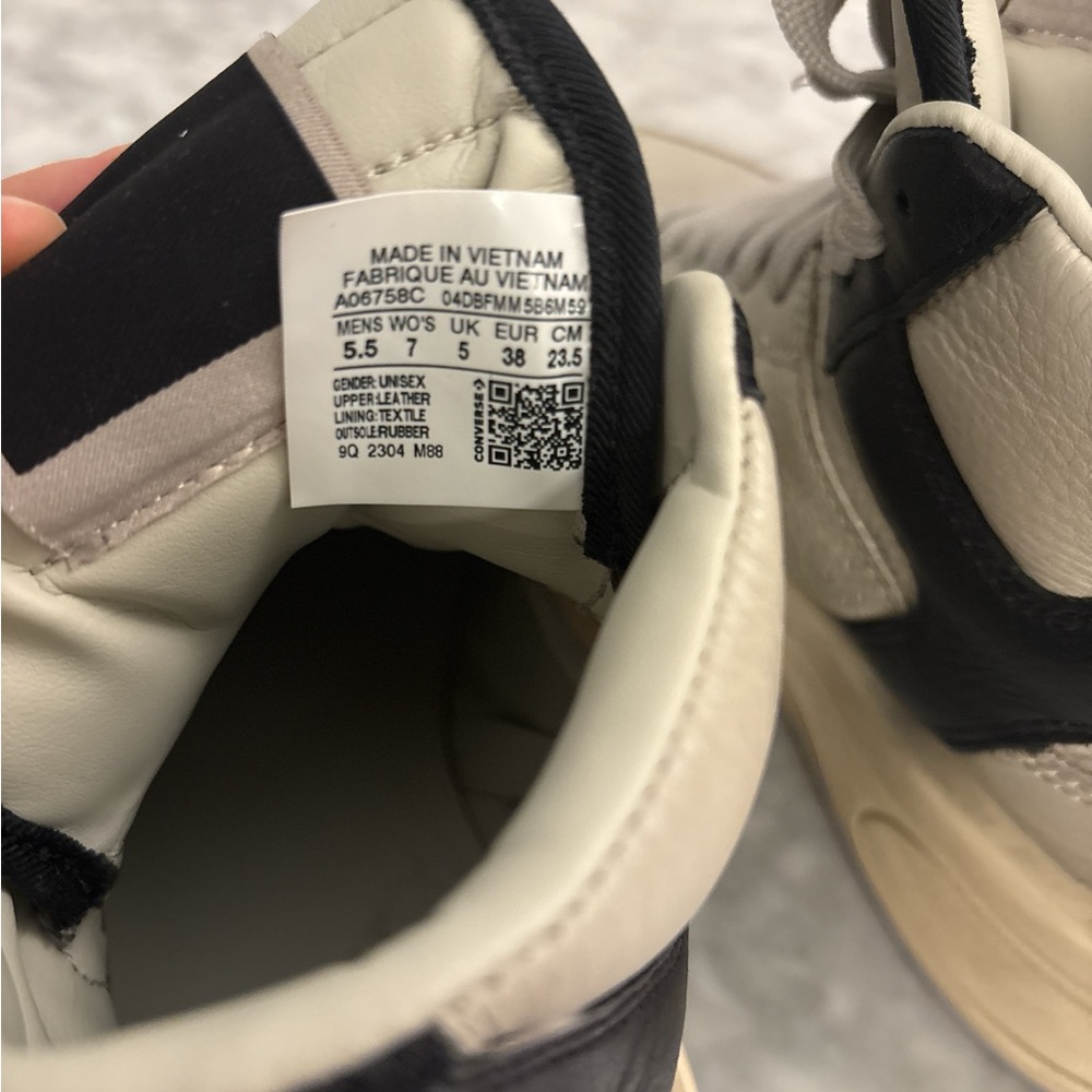Rick Owens DRKSHDW x converse Black and Cream High-Top Sneakers Retro Design - Picture 4 of 4